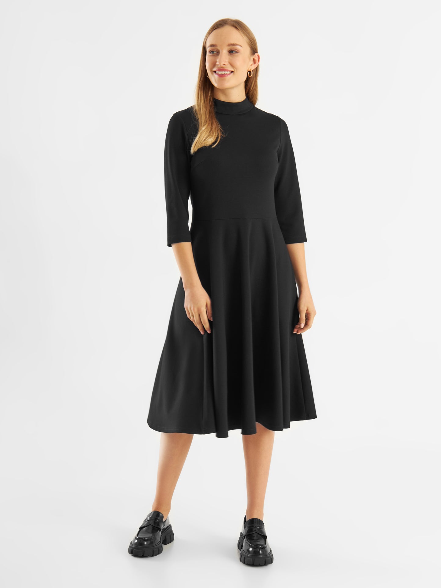 Punta Dress Mock Neck