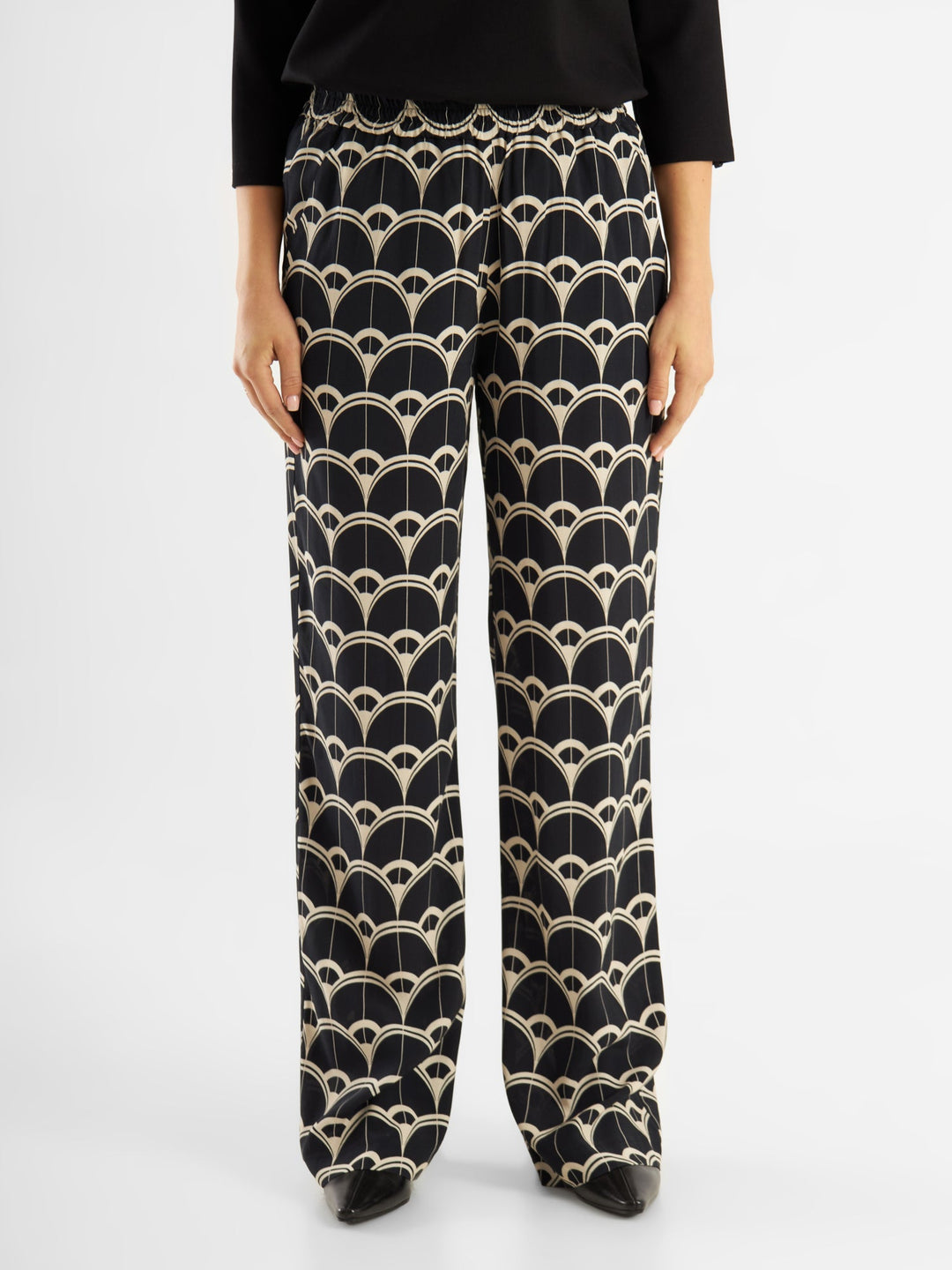 Printed Trousers Relaxed Wide - Jascha Stockholm